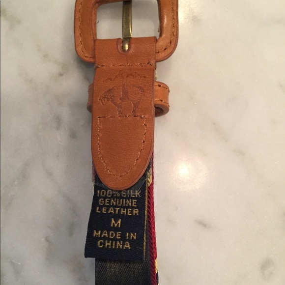 Brooks Brothers silk belt. Red striped. Medium. - Picture 4 of 4